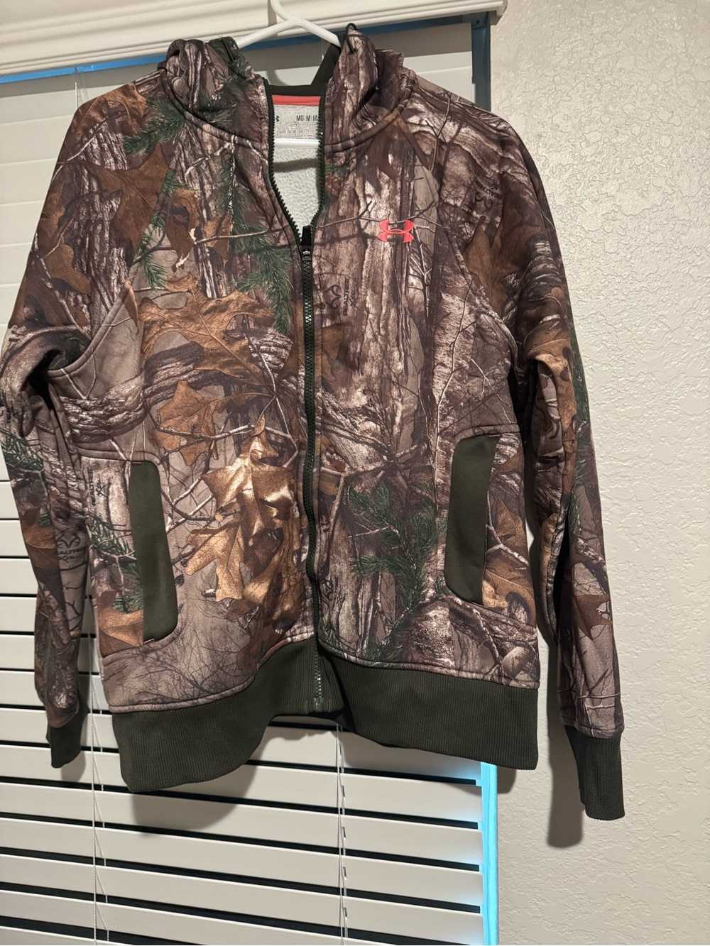 Under Armour Brown Camo Hooded Puffer Jacket